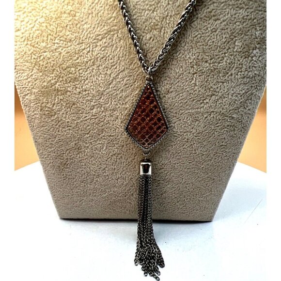 Vintage-Inspired Silver-Tone Necklace With Tassel Pendant.  N35 - Picture 2 of 11